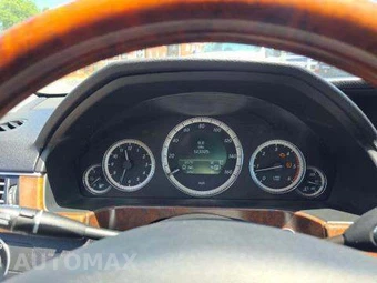 2011 Mercedes-Benz E 350 BlueTEC Sedan – miniatura 10