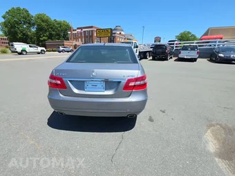 2011 Mercedes-Benz E 350 BlueTEC Sedan – miniatura 4