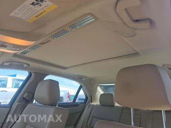 2011 Mercedes-Benz E 350 BlueTEC Sedan – miniatura 11