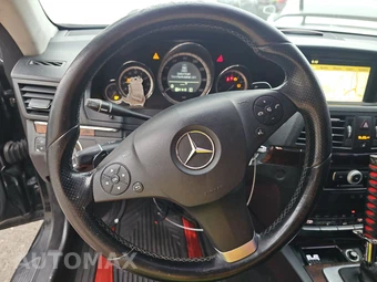 2011 Mercedes-Benz E 350 Coupe – miniatura 10