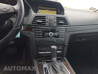 2011 Mercedes-Benz E 350 Coupe - miniatura 10