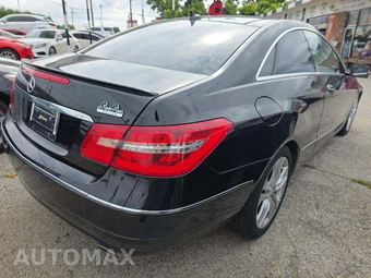 2011 Mercedes-Benz E 350 Coupe - miniatura 3