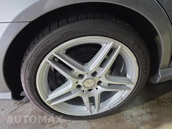 2011 Mercedes-Benz E 350 Sedan - miniatura 10