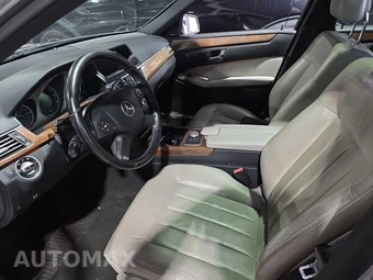 2011 Mercedes-Benz E 350 Sedan - miniatura 21