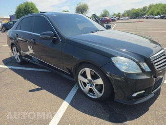 2011 Mercedes-Benz E 350 Sedan - miniatura 4