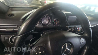 2011 Mercedes-Benz E 350 Sedan – miniatura 24