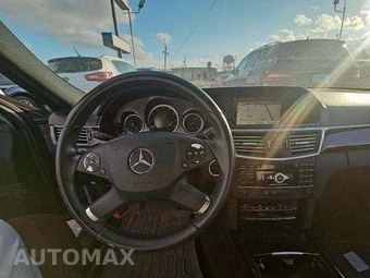 2011 Mercedes-Benz E 350 Sedan - miniatura 10