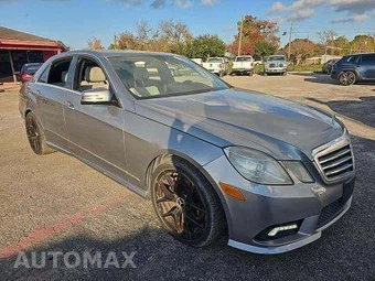 2011 Mercedes-Benz E 350 Sedan - miniatura 2