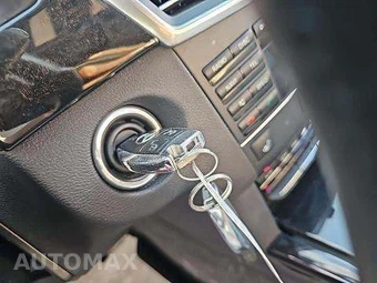 2011 Mercedes-Benz E 350 Sedan - miniatura 8