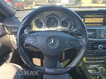 2011 Mercedes-Benz E 550 Sedan – miniatura 10