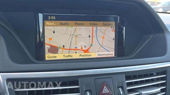 2011 Mercedes-Benz E 550 Sedan – miniatura 22
