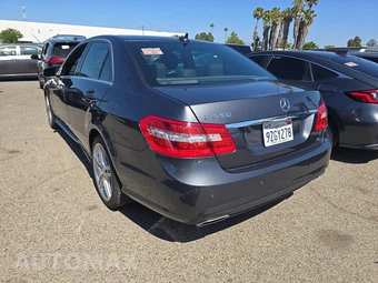 2011 Mercedes-Benz E 550 Sedan – miniatura 6