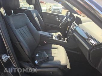 2011 Mercedes-Benz E 550 Sedan – miniatura 8