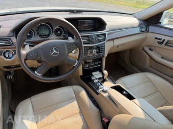 2011 Mercedes-Benz E 63 AMG Sedan - miniatura 13