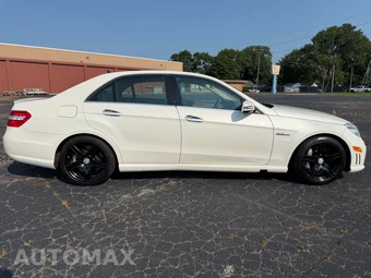 2011 Mercedes-Benz E 63 AMG Sedan - miniatura 7