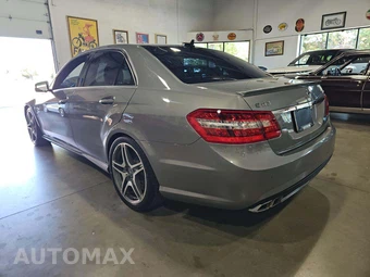 2011 Mercedes-Benz E 63 AMG Sedan – miniatura 2