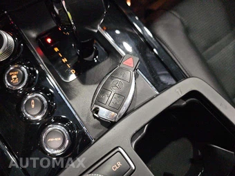 2011 Mercedes-Benz E 63 AMG Sedan – miniatura 8