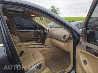 2011 Mercedes-Benz GL 550 4MATIC – miniatura 8