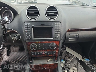 2011 Mercedes-Benz GL 550 4MATIC – miniatura 11