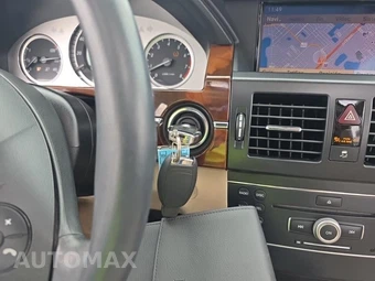 2011 Mercedes-Benz GLK 350 4MATIC - miniatura 26