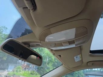2011 Mercedes-Benz ML 350 – miniatura 28
