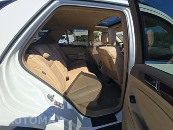 2011 Mercedes-Benz ML 350 - miniatura 23