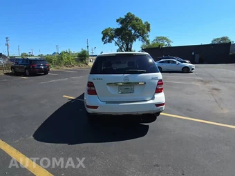 2011 Mercedes-Benz ML 350 - miniatura 3