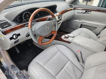 2011 Mercedes-Benz S 550 - miniatura 20