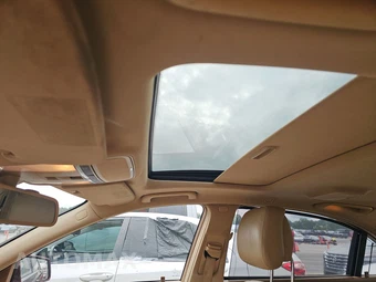 2011 Mercedes-Benz S 550 – miniatura 17
