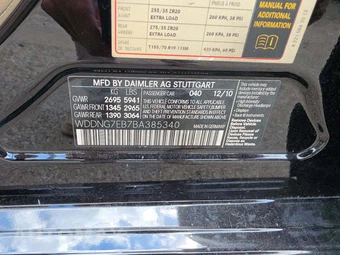 2011 Mercedes-Benz S 63 AMG - miniatura 2
