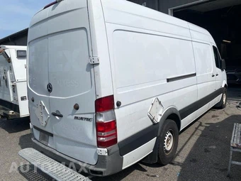 2011 Mercedes-Benz Sprinter 2500 Cargo Van High Roof 170.3" WB – miniatura 9