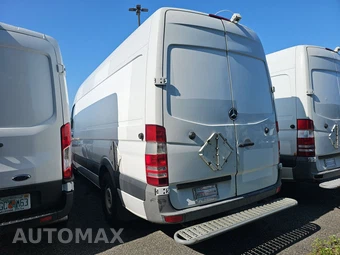 2011 Mercedes-Benz Sprinter 2500 Cargo Van High Roof 170.3" WB - miniatura 6