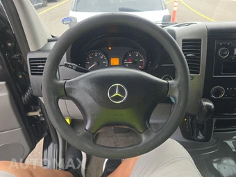 2011 Mercedes-Benz Sprinter 2500 Cargo Van High Roof 170.3" WB - miniatura 10