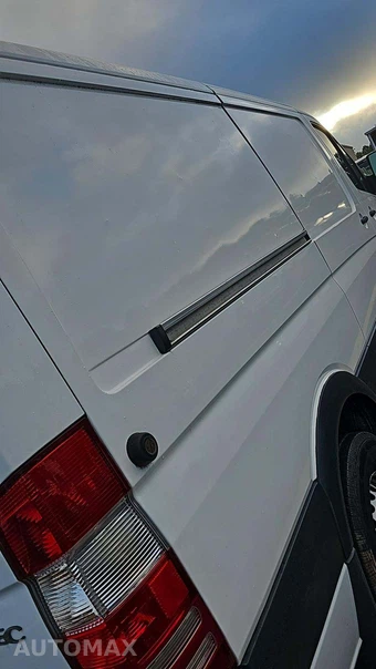 2011 Mercedes-Benz Sprinter 2500 Cargo Van Standard Roof 144.3" WB - miniatura 18