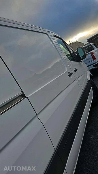 2011 Mercedes-Benz Sprinter 2500 Cargo Van Standard Roof 144.3" WB - miniatura 25