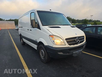 2011 Mercedes-Benz Sprinter 2500 Cargo Van Standard Roof 144.3" WB - miniatura 3