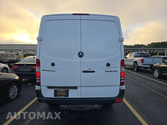 2011 Mercedes-Benz Sprinter 2500 Cargo Van Standard Roof 144.3" WB - miniatura 5