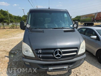 2011 Mercedes-Benz Sprinter 2500 Passenger Van Standard Roof 144.3" WB - miniatura 2