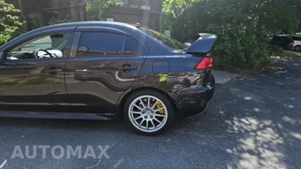 2011 Mitsubishi Lancer Evolution GSR - miniatura 3