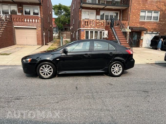 2011 Mitsubishi Lancer Sportback ES Hatchback — samochód z USA z aukcji Manheim, oferta Kup Teraz w AUTOMAX
