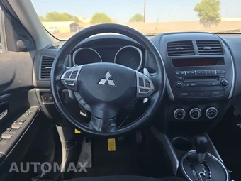 2011 Mitsubishi Outlander Sport SE – miniatura 10