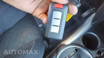 2011 Mitsubishi Outlander Sport SE – miniatura 18