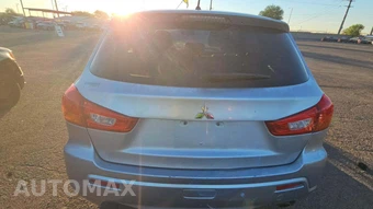 2011 Mitsubishi Outlander Sport SE – miniatura 38