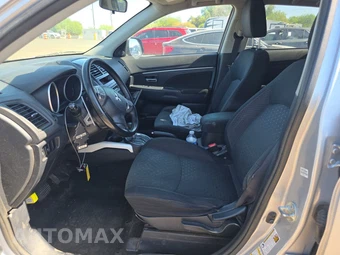 2011 Mitsubishi Outlander Sport SE – miniatura 7