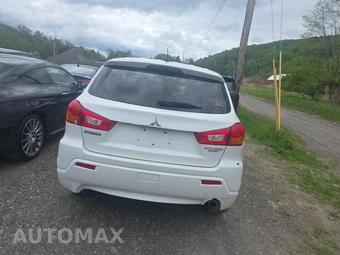 2011 Mitsubishi Outlander Sport SE – miniatura 5