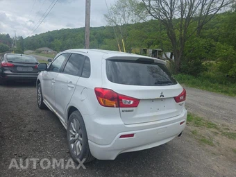 2011 Mitsubishi Outlander Sport SE – miniatura 6