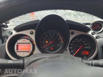 2011 Nissan 370Z Coupe – miniatura 9