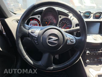2011 Nissan 370Z Touring Convertible - miniatura 10
