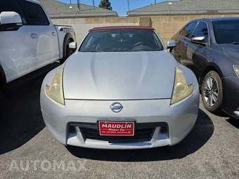 2011 Nissan 370Z Touring Convertible - miniatura 2