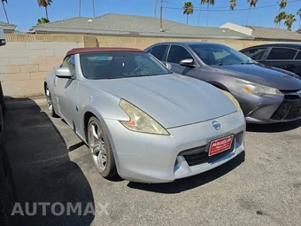 2011 Nissan 370Z Touring Convertible - miniatura 3